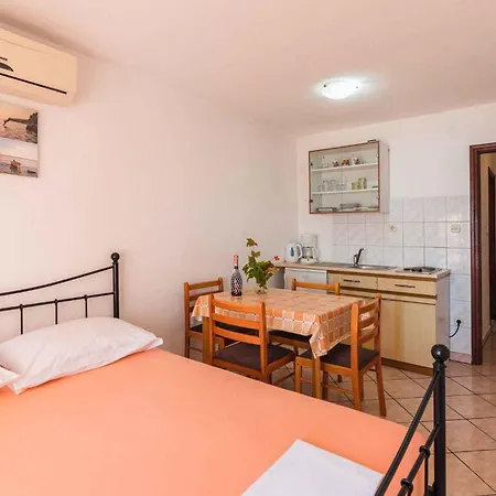 In 39180 Apartman *